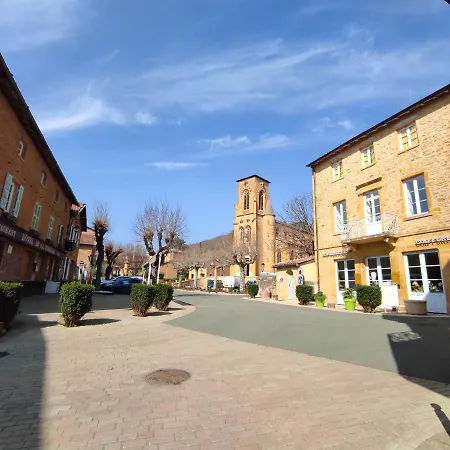 Bagnols - Les Meubles Des Pierres Dorees